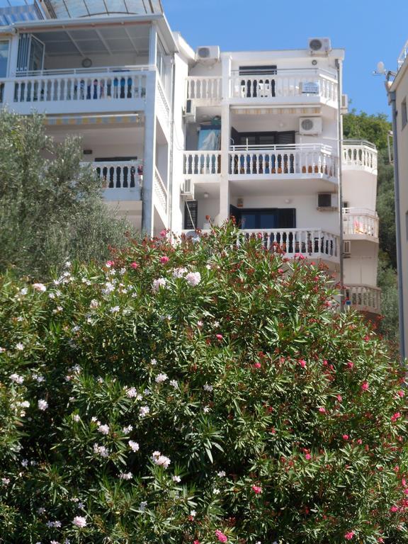 Milocer Apartment Sveti Stefan Eksteriør billede