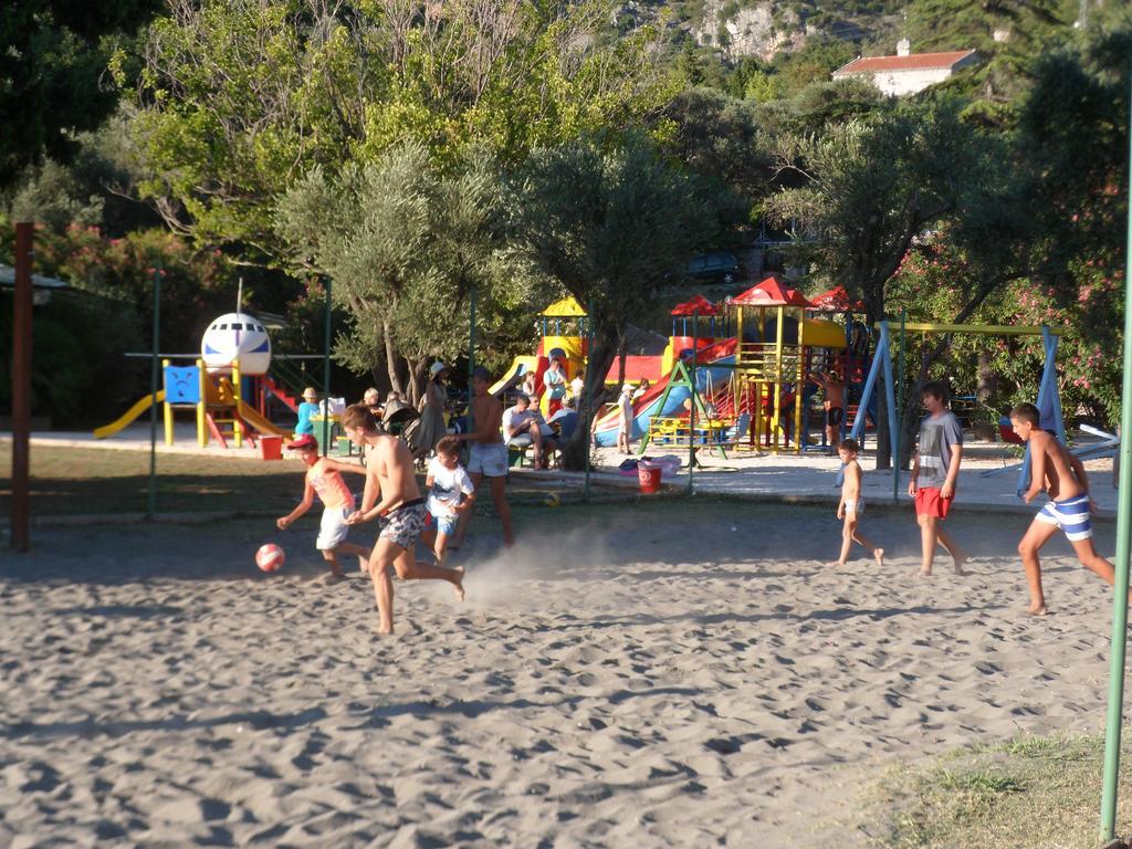 Milocer Apartment Sveti Stefan Eksteriør billede